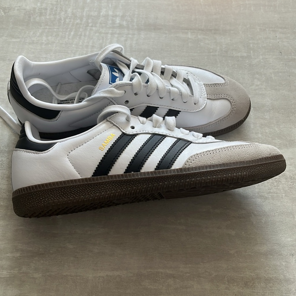 Adidas Samba 38.5 US7 like new